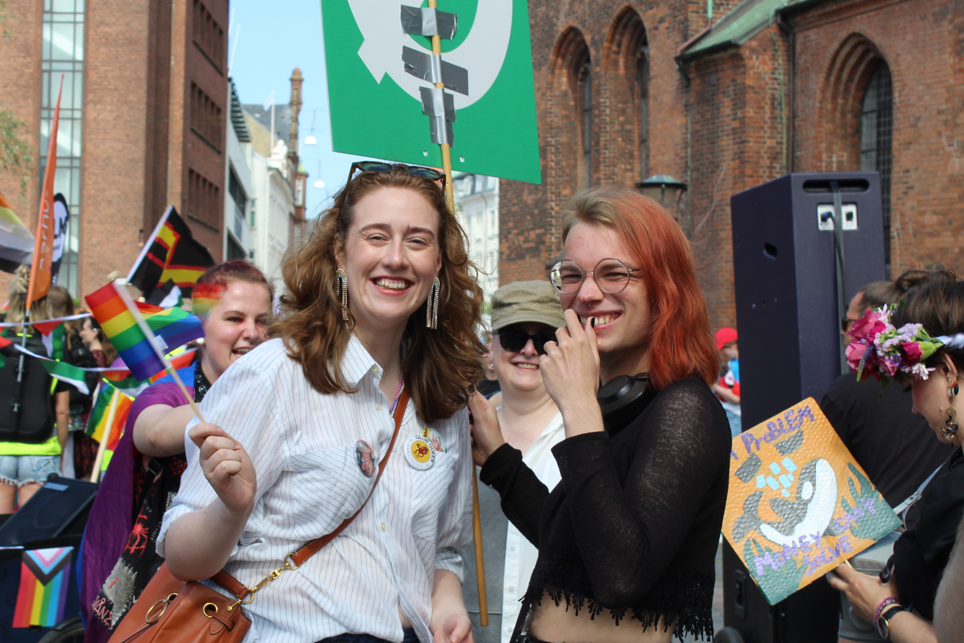 frivillige ved pride march